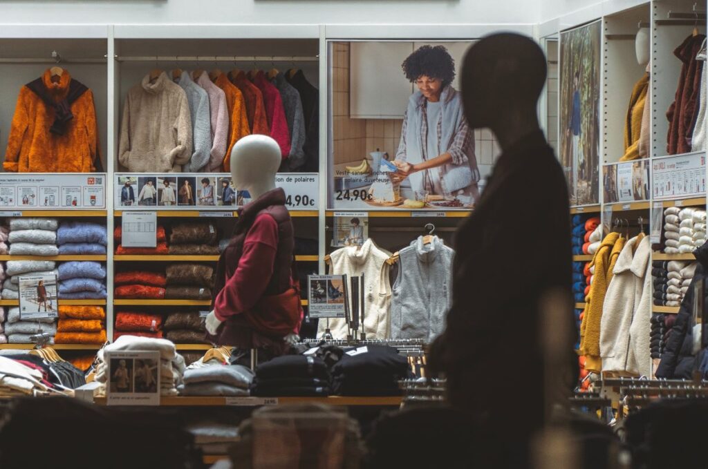 Marka Uniqlo poszukuje kolejnych partnerów, którzy pozwolą jej jeszcze bardziej rozkręcić produkcję w Indiach. Dlaczego ten rynek jest aż tak ważny?
