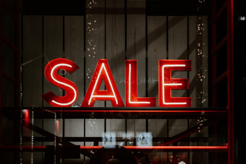 Wyprzedaż zimowa online 2023: Zara, H&M, Mohito, Sinsay, Mango