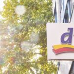 Na zdjęciu logo drogerii dm.
